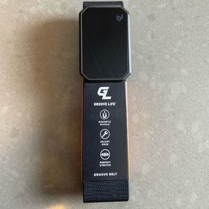 Groove Life Belt in Black/Black - NWT!